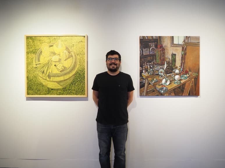 Expositor. La muestra de Roy Carrum aborda espacios fabricados por la memoria y el pincel.