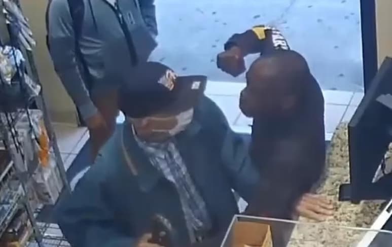 El atacante aún no ha sido identificado por las autoridades (CAPTURA)