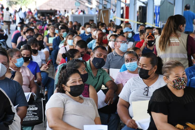 La vacunación a la población mayor de 40 años se realizó en cinco sedes oficiales habilitadas en este municipio, así como en módulos itinerantes instalados en empresas y en la Cámara de Comercio. (FERNANDO COMPEÁN)