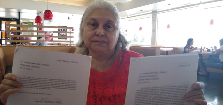 'No es justo que quieran despojar a una viuda, que quieran despojarme. Le pido al alcalde Homero Martínez Cabrera lo justo', dice doña Elvira Reyes Iza.