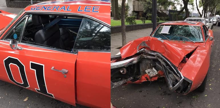 La réplica del vehículo inspirado en el 'General Lee' de la serie Los Dukes de Hazzard, terminó destrozado al chocar contra un árbol en la alcaldía Benito Juárez (ESPECIAL)
