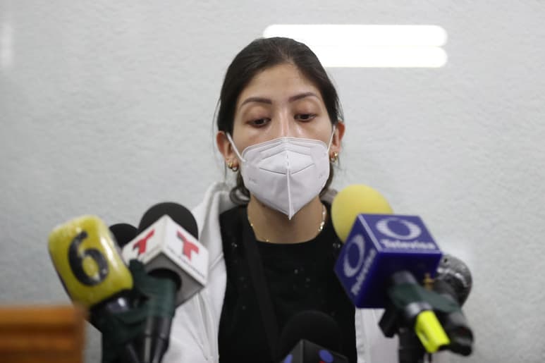 A través de un video que circula en redes sociales, Casandra, la hermana de Polly Olivares, una de las jóvenes que fue atropellada por Diego Helguera en Azcapotzalco, pide ayuda para salvar la vida de su familiar. (EL UNIVERSAL)