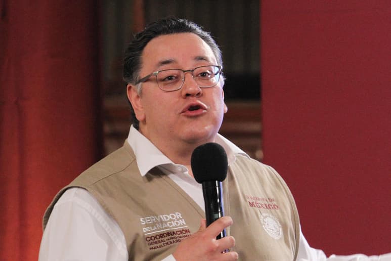 Gabriel García Hernández anunció que renunció a la Coordinación General de Programas para el Desarrollo para regresar al Senado. (ARCHIVO)