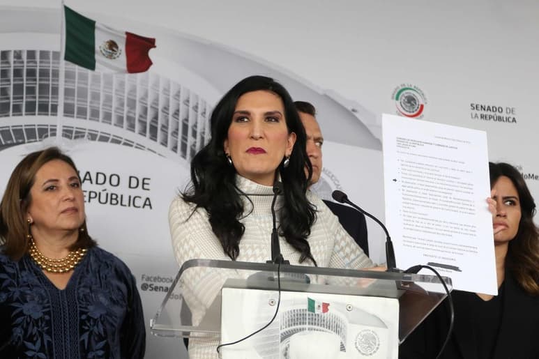 La vicecoordinadora del Partido Acción Nacional (PAN) en el Senado de la República, Kenia López Rabadán, exigió al presidente Andrés Manuel López Obrador que ordene una investigación inmediata sobre el presunto espionaje a periodistas y columnistas considerados por las autoridades como adversarios de la Cuarta Transformación. (ARCHIVO)