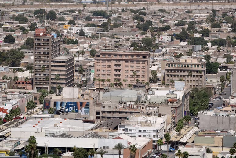 El alcalde de Torreón, Jorge Zermeño, señaló que se hace todo lo posible por solucionar la problemática de falta de agua en el sector Centro de la ciudad, ante el agotamiento de pozos. (ARCHIVO)