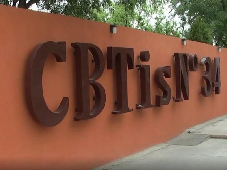 Durante el ciclo escolar que está por concluir, la falta de conectividad de los alumnos y el doble de trabajo de los maestros han sido las constantes, manifestó Blanca Estela Velásquez, directora del CBTIS 34 de Piedras Negras. (ARCHIVO)