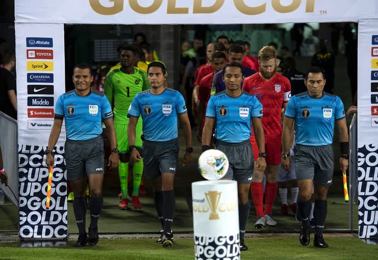 La 16ª edición de la Copa Oro será la primera en utilizar el VAR y contará con dos árbitras asistentes.