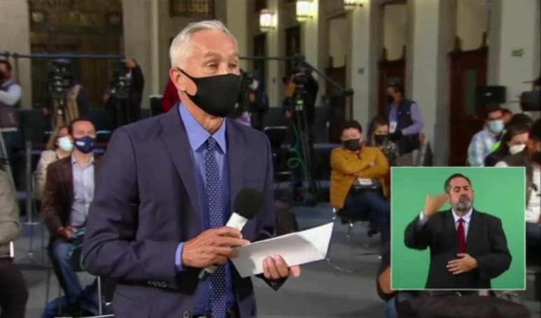 El presidente de México, Andrés Manuel López Obrador, respondió este lunes al periodista Jorge Ramos, presente en su rueda de prensa matutina, que su Gobierno ha logrado 'contener' los homicidios y defendió la gestión de la pandemia de COVID-19.
(TWITTER)