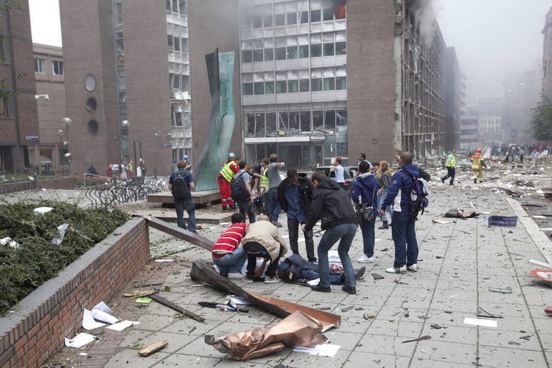El saldo de la tragedia fue de 77 personas fallecidas y más de un centenar de heridos. (ESPECIAL)