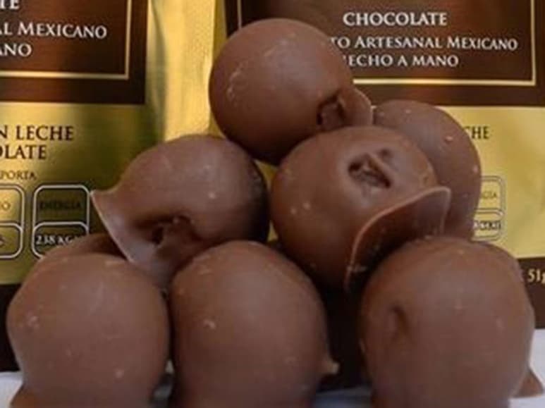 El dulce típico conocido con el peculiar nombre de 'pedos de monja' es considerado un manjar de la gastronomía queretana. (ESPECIAL)