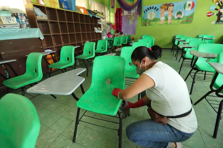 La Secretaría de Educación Pública (SEP) aún contempla que el próximo ciclo escolar sea de manera presencial en todo el país, cumpliendo con los protocolos señalados por las autoridades sanitarias, federal y locales. (ARCHIVO)