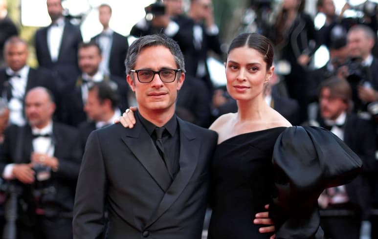 El actor mexicano Gael García Bernal mantiene una buena relación con la periodista de moda y cultura, Fernanda Aragonés. Debido a ello tendrán a su primer hijo juntos. (ARCHIVO)
