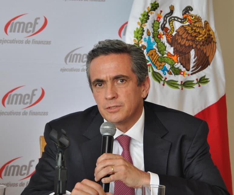 El presidente nacional del IMEF, Ángel García-Lascurain Valero, añadió a la lista de riesgos, la preservación de la estabilidad en las finanzas públicas después del rebote, cuando regresemos a una relativa dinámica de crecimiento bajo. (ARCHIVO)