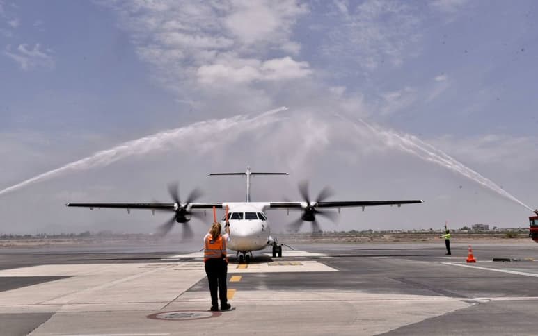 Inauguran nueva ruta de Torreón a Monterrey y McAllen, con la que la aerolínea Aeromar busca atraer a un perfil corporativo, pero también se enfoca a que la región es ruta de vinos, para llevar más visitantes al estado. (EL SIGLO DE TORREÓN / ÉRICK SOTOMAYOR)