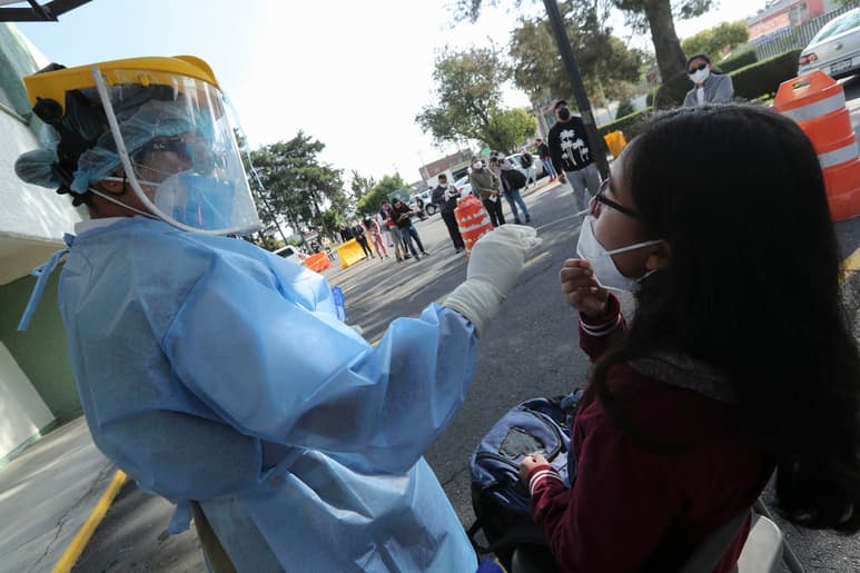 Al momento el Gobierno del Estado pide a la población extremar precauciones para evitar que la nueva cepa se distribuya por todo el estado. (ARCHIVO)