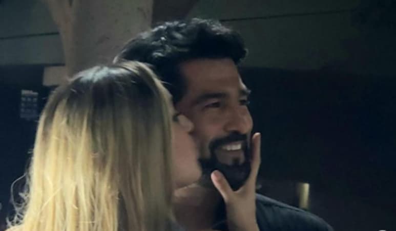 Arturo Carmona y su hija Melenie se mostraron sorprendidos por aquellos que vieron con malos ojos sus muestras de cariño, pues aseguran que no hay nada de malo en ello, es sólo amor de padre e hija. (ESPECIAL)