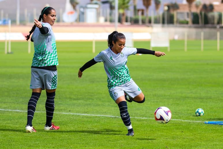 Tras finalizar su entrenamiento en el campo del TSM, las Guerreras están listas para su enfrentamiento contra las Águilas (ESPECIAL)