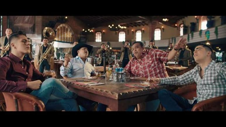 Las dos bandas de género ranchero, se unieron para ver nacer el tema 'El Columpio' (ESPECIAL)