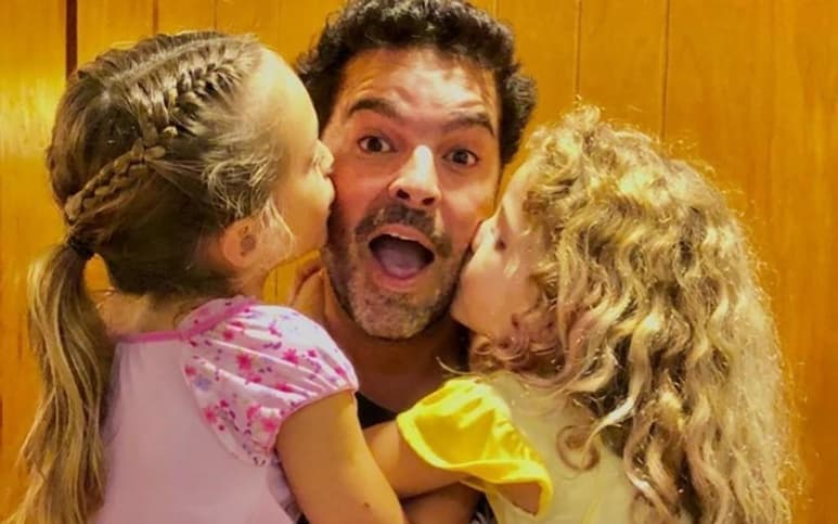 Legal. Pablo Montero no se detendrá hasta que su expareja, Carolina Van Wielink, sea reprendida por evitar que pueda convivir con sus hijas desde hace semanas. (ESPECIAL) 