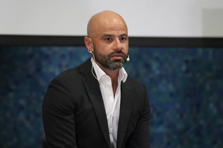 Dante Elizalde, presidente ejecutivo de Santos Laguna, el estratega albiverde Guillermo Almada y el director de fuerzas básicas del club, Eduardo Fentanes, hablaron de varios temas rumbo al Apertura 2021. (ERICK SOTOMAYOR)