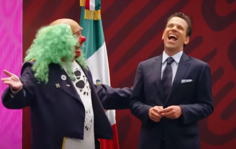 El periodista y el payaso hicieron referencia al espionaje que ambos sufrieron en el sexenio de Peña Nieto. (ESPECIAL)