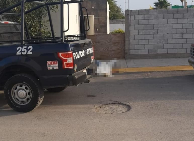 El fallecido está identificado como José Natividad Cabrera González, de 36 años de edad, quien tenía su domicilio en el fraccionamiento Villa Las Misiones.
(EL SIGLO DE TORREÓN)