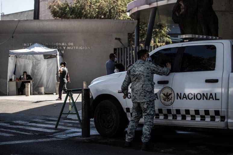 El presidente Andrés Manuel López Obrador adelantó que la Guardia Nacional tendrá un presupuesto adicional de 50 mil millones de pesos para lograr su consolidación en los próximos dos años. (ARCHIVO)