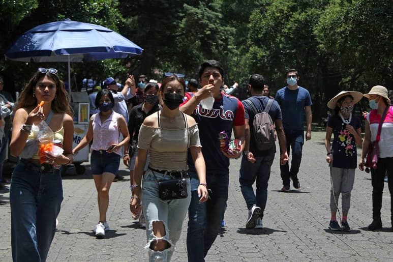 México acumuló, al corte de este domingo 25 de julio, 238 mil 424 muertes por COVID-19, es decir, 108 decesos más en las últimas 24 horas, informó la Secretaría de Salud Federal. (ARCHIVO)