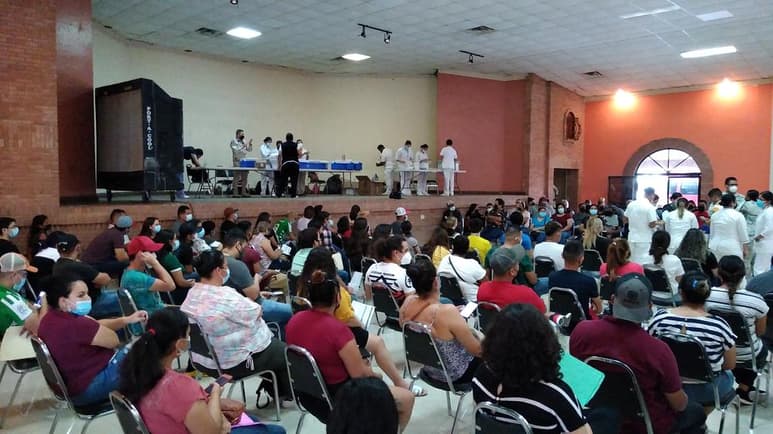 La última jornada de vacunación se desarrollo en un solo módulo de vacunación, en el salón de la sección 38 del Sindicato Nacional de Trabajadores de la Educación (SNTE) de Piedras Negras.