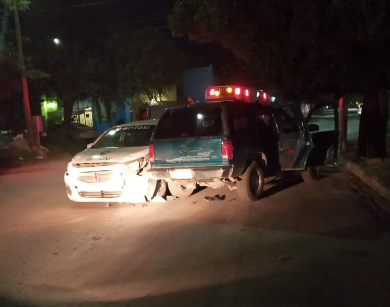 El vehículo señalado como responsable es un Dodge Attitude, color blanco, modelo 2017, de la base Elite, con número económico 106, que era tripulado por José Alberto de 39 años de edad.
(EL SIGLO DE TORREÓN)