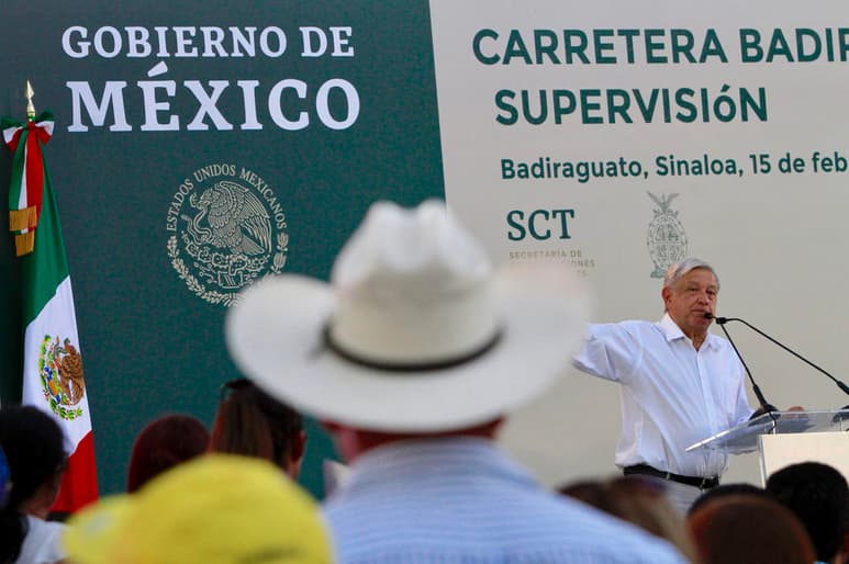 Luego que se informara que la visita del presidente Andrés Manuel López Obrador el próximo viernes a Badiraguato, Sinaloa -cuna de Joaquín 'El Chapo' Guzmán, exlíder del Cártel de Sinaloa- sería privada, la noche de este martes, Jesús Ramírez Cuevas, coordinador General de Comunicación Social de la Presidencia de la República, informó que el evento sí será público. (ARCHIVO)
