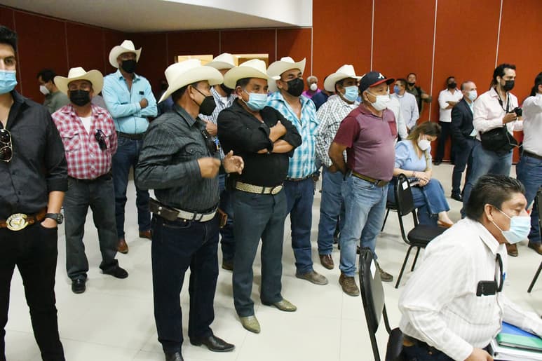 Aseguran que se han sentido como un cero a la izquierda en cuanto al Proyecto de Agua Saludable. (EL SIGLO DE TORREÓN)
