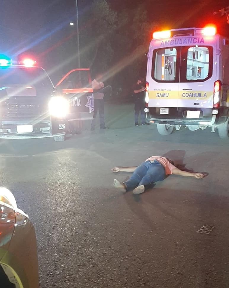 Distintas corporaciones de rescate y de seguridad de la ciudad arribaron al lugar para atender el reporte. (EL SIGLO DE TORREÓN)