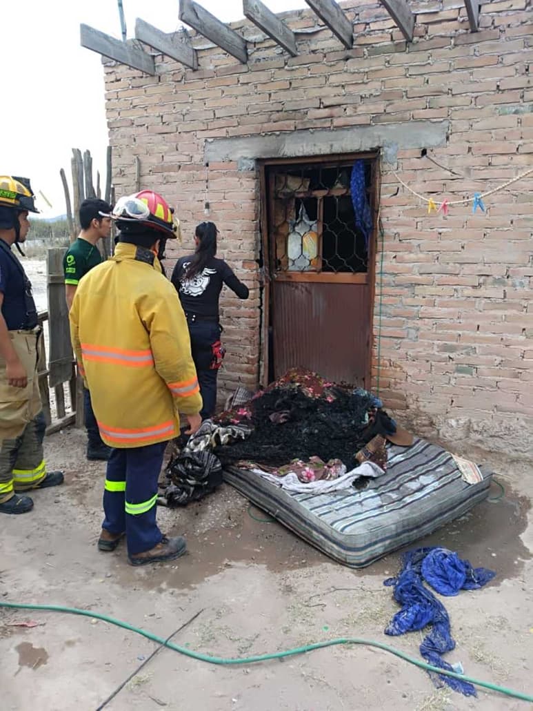 Los Bomberos recomiendan extremar cuidados en el hogar. (EL SIGLO DE TORREÓN)