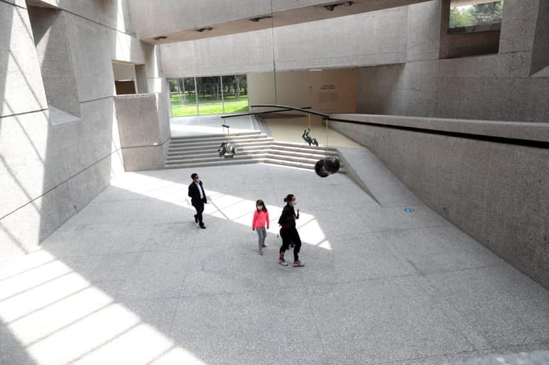 El estudio muestra que a la fecha 40 por ciento de los museos aún no reabren y que tendrán entre 32 y 45 % menos de los recursos que tenían antes de la pandemia. (ARCHIVO)
