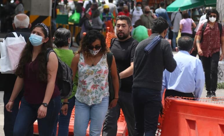 El incremento de casos se sigue concentrando en los grupos de 18 a 39 años. (ARCHIVO)