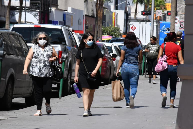 El semáforo es temporal y puede cambiar diariamente conforme al comportamiento de la pandemia por el virus SARS-CoV-2. (ARCHIVO)