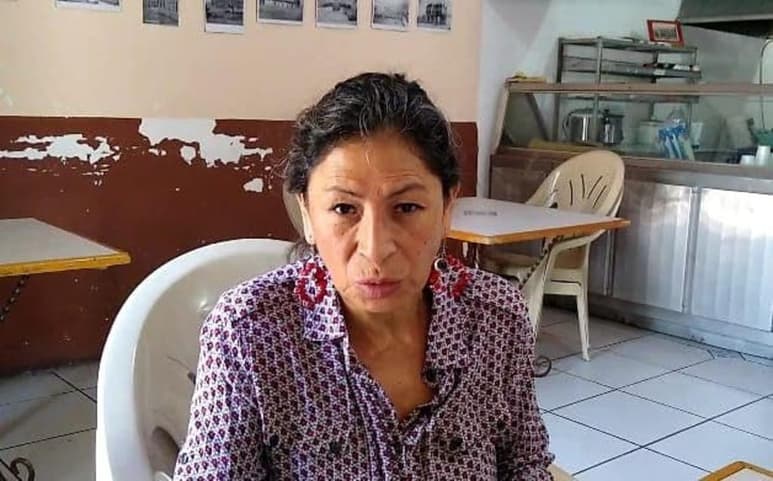 Debido a que aún no han sido regularizadas alrededor de 13 colonias del poniente de Saltillo, varias familias se encuentran en incertidumbre ante sus derechos como propietarias de sus viviendas, en donde además existen problemas de falta de alumbrado público, recarpeteo, seguridad y salubridad. (EL SIGLO DE TORREÓN)