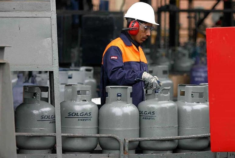 Todo esto ocurre tras la publicación de la metodología de precios para el gas LP, publicada el sábado, en la que se fijaron precios máximos para 145 zonas de distribución a nivel nacional. (ARCHIVO)