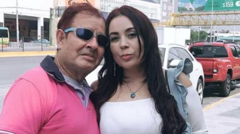 Zuleika Garza, quien fuera novia y prometida del comediante “Sammy” Pérez, fallecido por complicaciones derivadas del COVID-19, reapareció para romper el silencio y defenderse de las acusaciones en su contra de quedarse con el dinero del actor.  (ESPECIAL) 