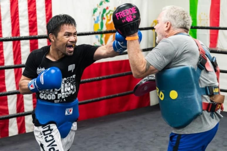 El múltiple campeón filipino Manny Pacquiao, retará al campeón Welter del Consejo Mundial de Boxeo y la Federación Internacional de Boxeo, el estadounidense Errol Spence Jr., el próximo sábado 21 de agosto en la Arena T-Mobile, de Las Vegas, Nevada. (ESPECIAL)