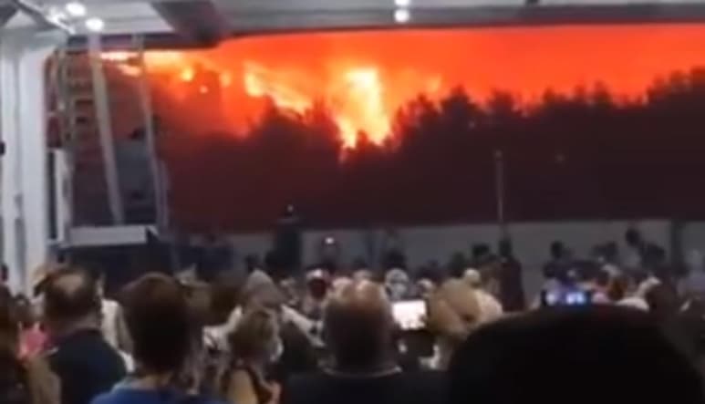 Hasta el momento se han reportado 2 personas fallecidas a causa de los incendios (CAPTURA)
