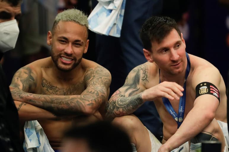 Tras la despedida de Lionel Messi del Barcelona, Antonella Roccuzzo dedicó un mensaje a su esposo que, hasta ahora, ha llamado más la atención por el comentario que realizó la hermana de Neymar. (ARCHIVO)