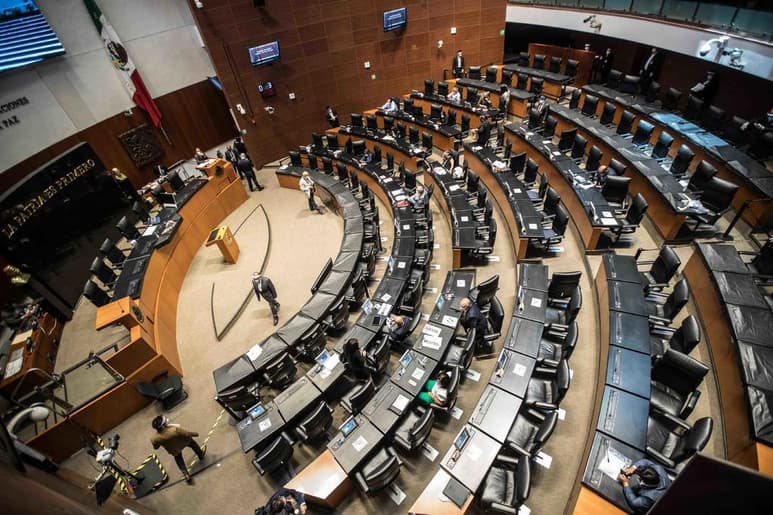 Sauri dijo que no se trata de cualquier tema; es la posibilidad de que el presidente deje el cargo. (ARCHIVO)