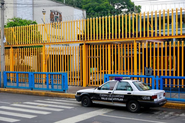 El presidente Andrés Manuel López Obrador intenta convencer a la gente de que envíe a sus hijos de vuelta a la escuela en septiembre, y el viernes el gobierno de México dio a conocer estadísticas preocupantes acerca de los efectos de la pandemia sobre los niños en edad escolar. (ARCHIVO)