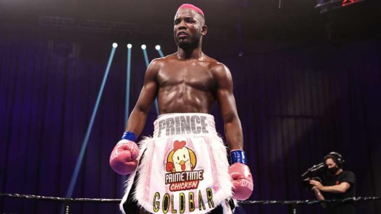 El Comité de Campeonatos de la Asociación Mundial de Boxeo (AMB) ordenó el enfrentamiento entre el campeón Superpluma, el venezolano Roger Gutiérrez, y el monarca interino de la categoría, el norteamericano Chris Colbert. (ESPECIAL)