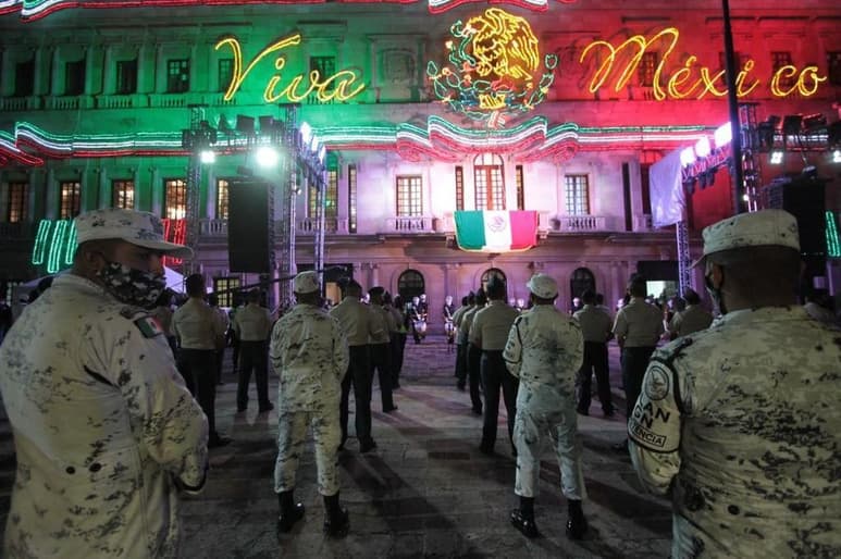 Por segundo año consecutivo, los festejos patrios se realizarán sin público. El gobernador de Coahuila, Miguel Ángel Riquelme pidió que la celebración se realizara en casa. (ARCHIVO)