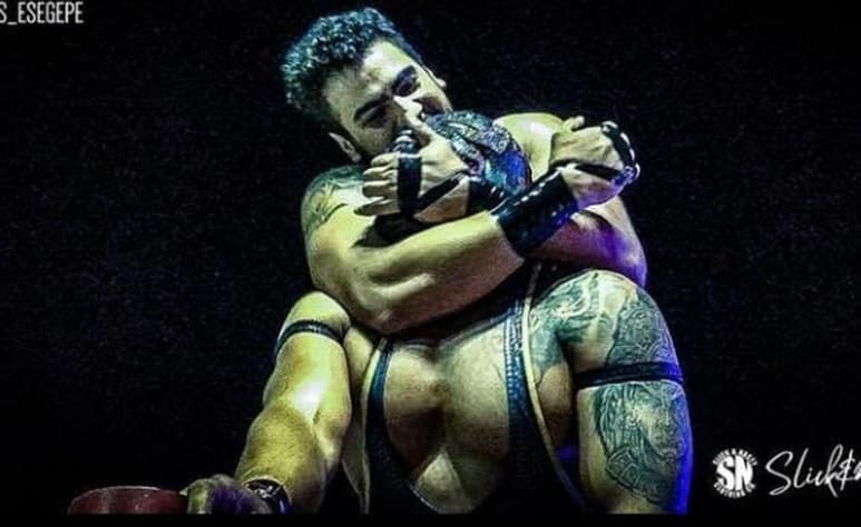 Como cada semana, a partir del jueves dan inicio las funciones de Lucha Libre Lagunera. (CORTESÍA)