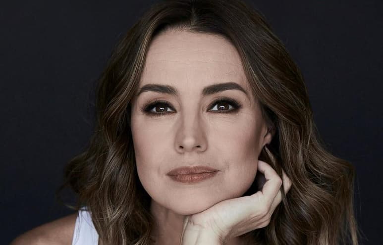 Entretenimiento. La actriz Alejandra Barros está convencida de que su nueva película no solo logrará entretener a los fanáticos del cine, sino que también los hará reflexionar respecto a la vida, gustos y decisiones. (CORTESÍA)   