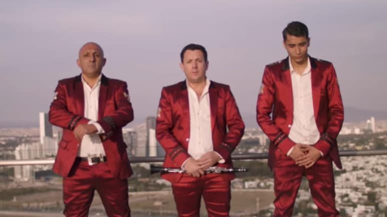En el interior de un domicilio del fraccionamiento Delicias, de la ciudad de Guasave, Sinaloa, fue localizado el cuerpo, en proceso de descomposición, de Ignacio 'N', de profesión cantante, quien formara parte de una banda de música del extinto Valentín Elizalde. (ESPECIAL)